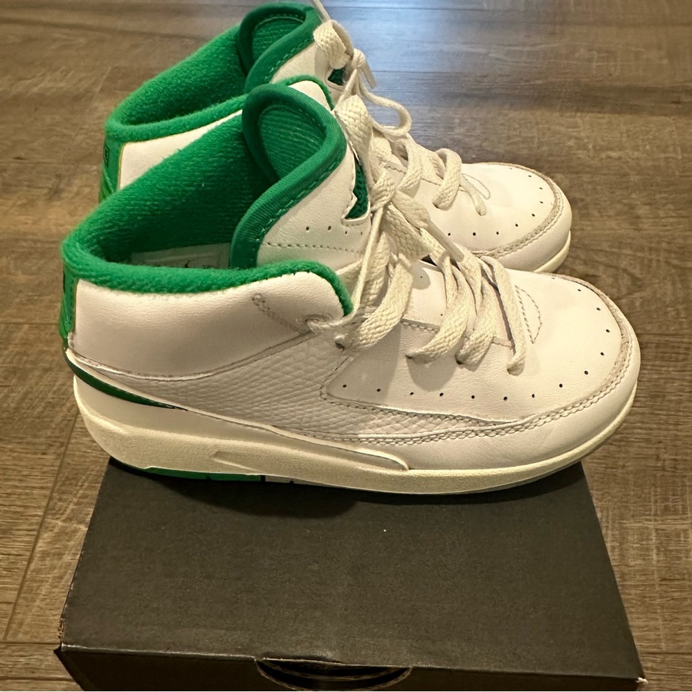Jordan Retro 2 - Picture 7 of 8